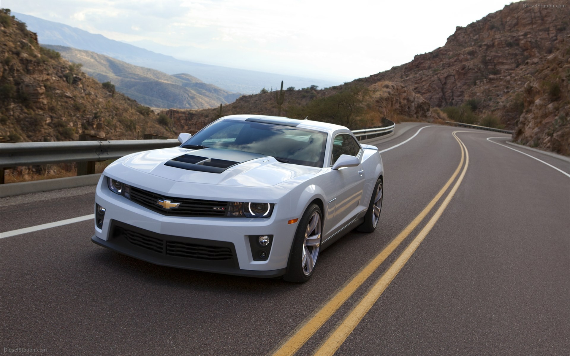 Chevrolet Camaro ZL1 2012