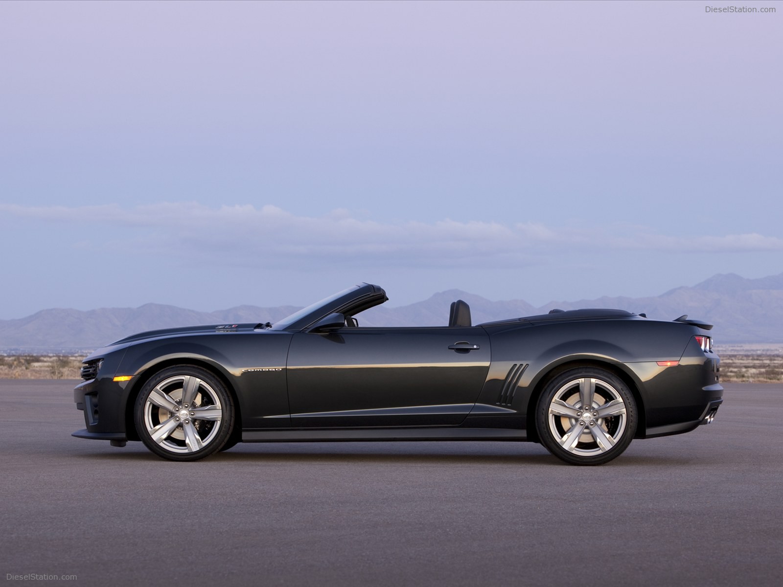 Chevrolet Camaro ZL1 Convertible 2013