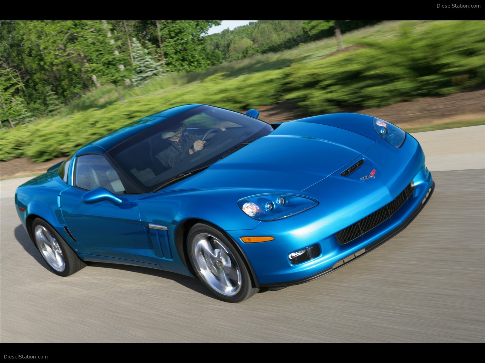More Pics : 2010 Chevrolet Corvette Grand Sport
