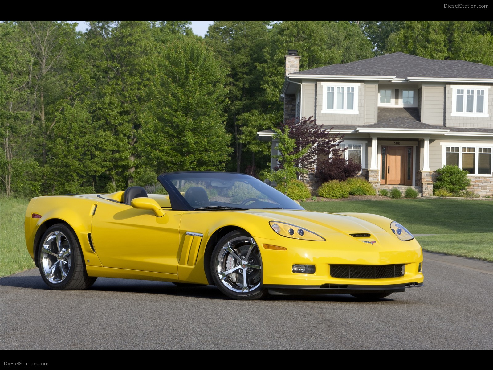 More Pics : 2010 Chevrolet Corvette Grand Sport