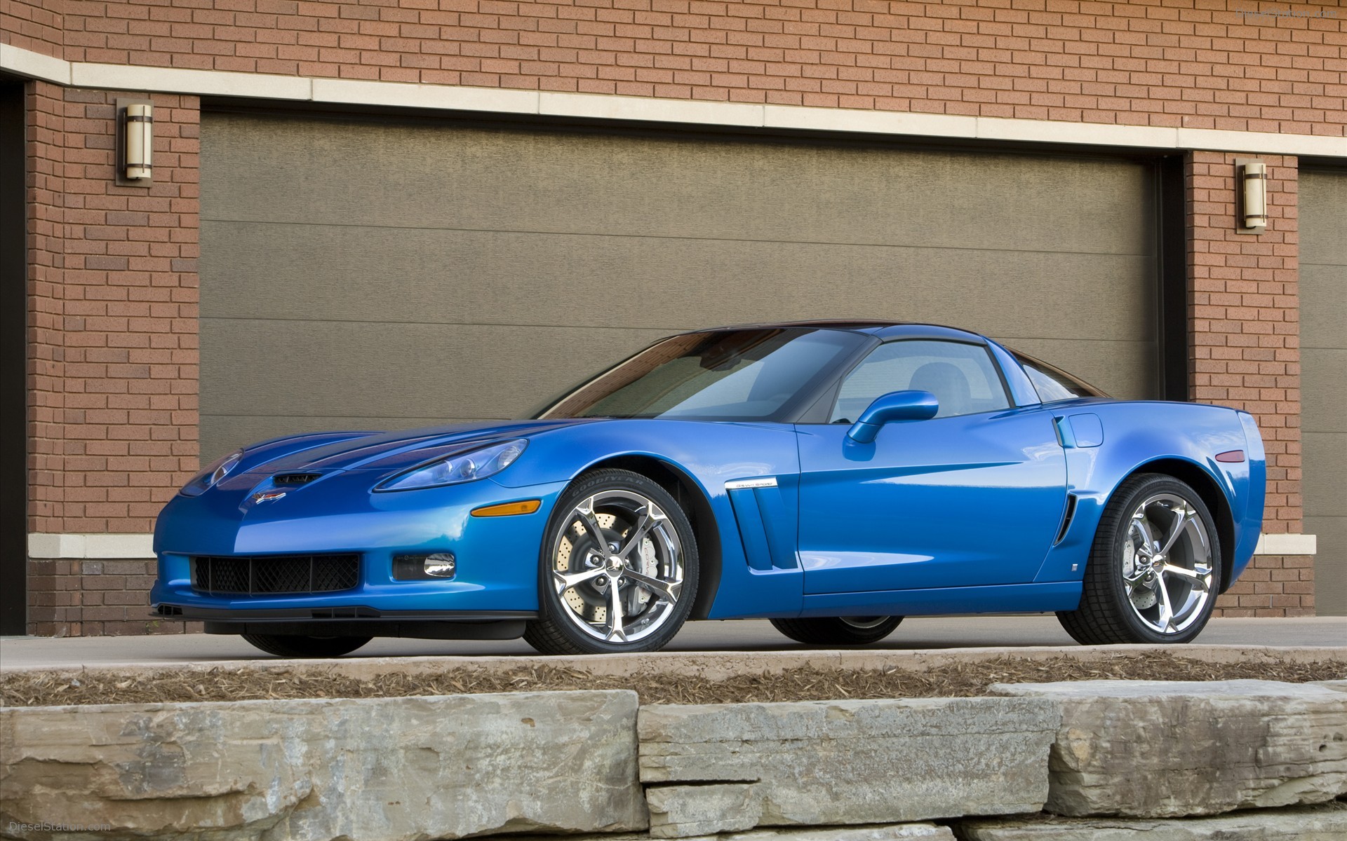 More Pics : 2010 Chevrolet Corvette Grand Sport