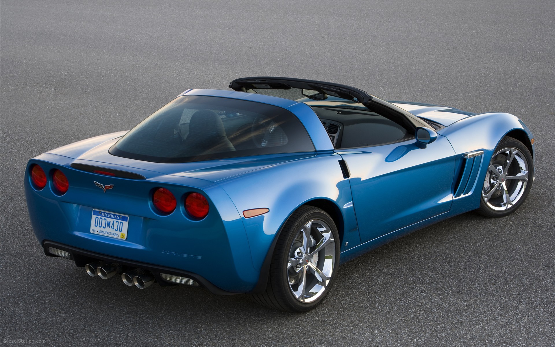More Pics : 2010 Chevrolet Corvette Grand Sport More Pics : 2010 Chevrolet Corvette Grand Sport