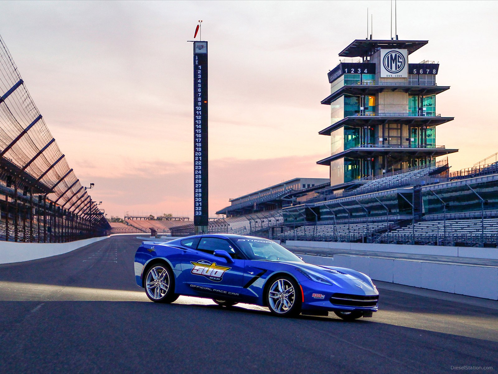 Chevrolet Corvette Stingray Indy 500 Pace Car 2014