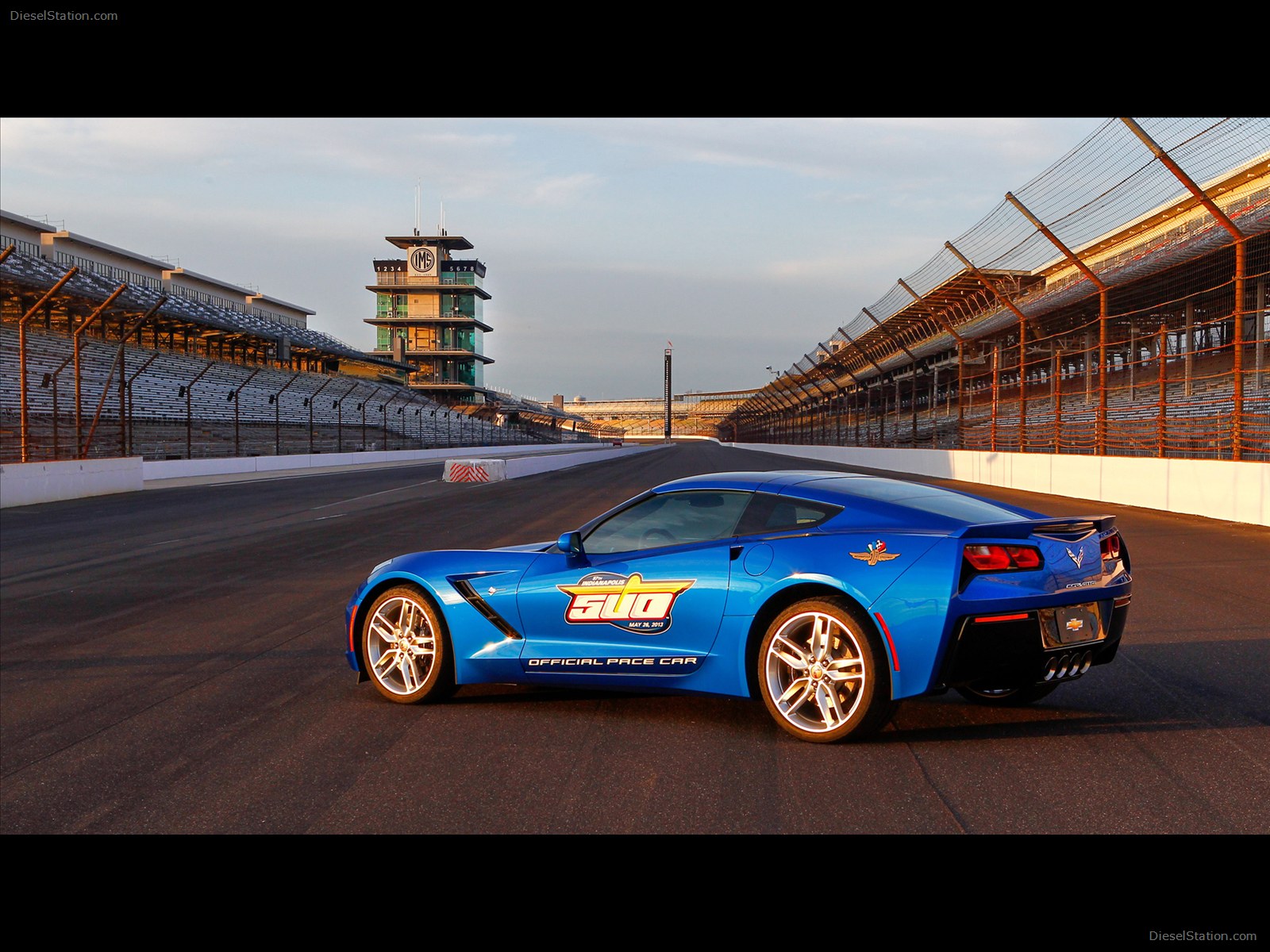 Chevrolet Corvette Stingray Indy 500 Pace Car 2014