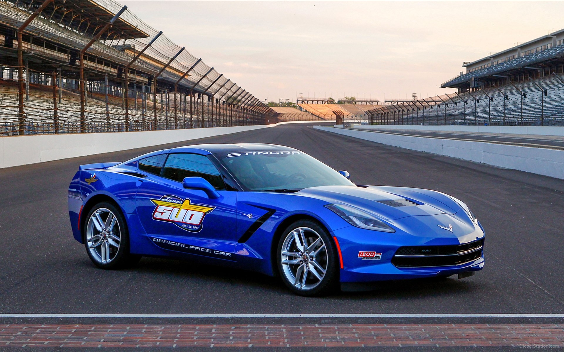 Chevrolet Corvette Stingray Indy 500 Pace Car 2014