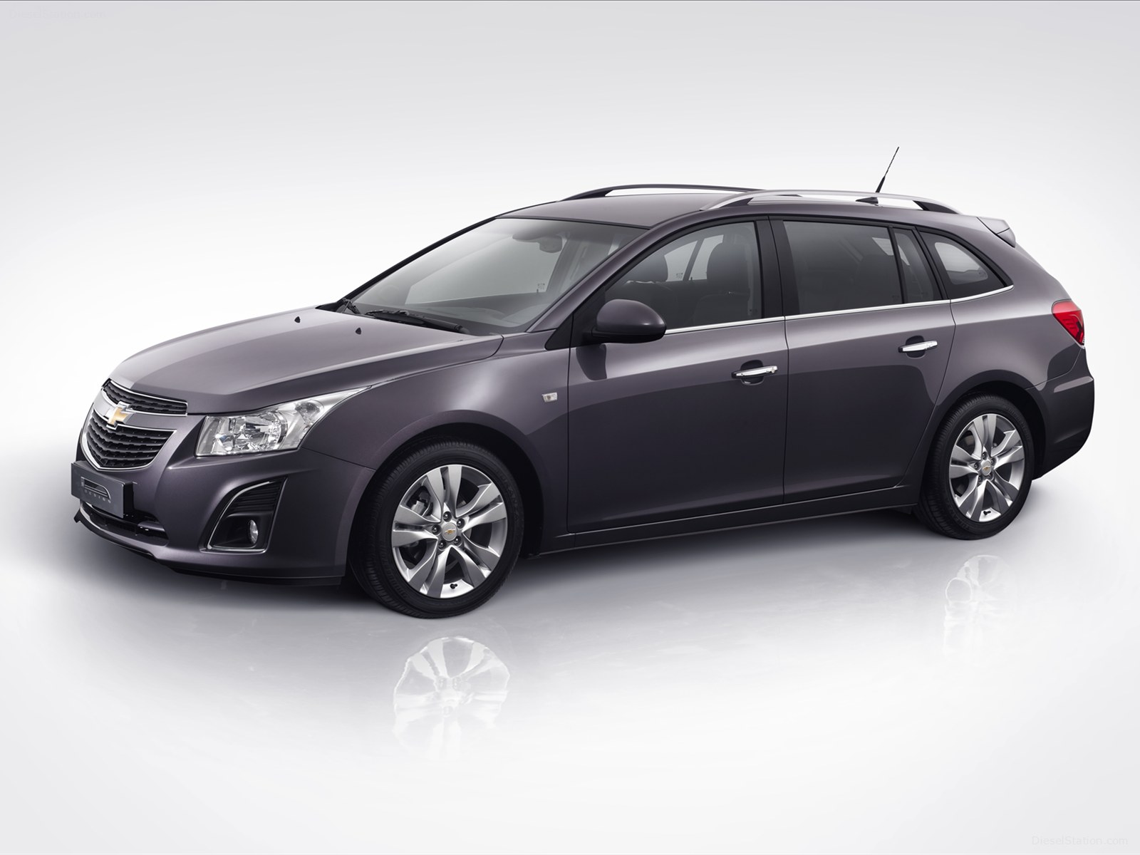 Chevrolet Cruze Station Wagon 2013