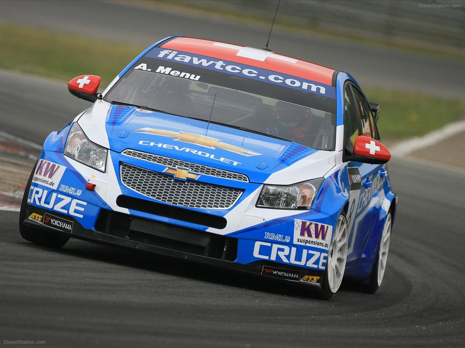 Chevrolet Cruze Shines In Belgium 2011