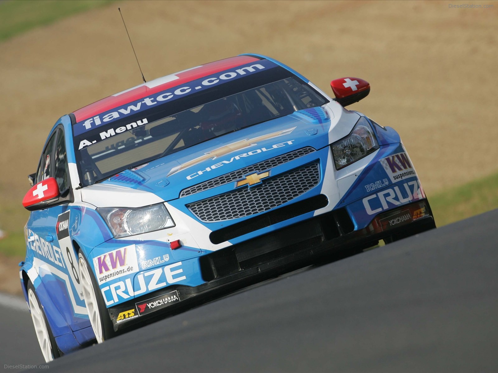 Chevrolet Cruze Shines In Belgium 2011