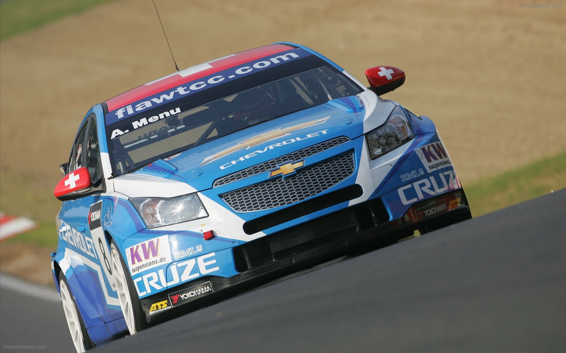 Chevrolet Cruze Shines In Belgium 2011
