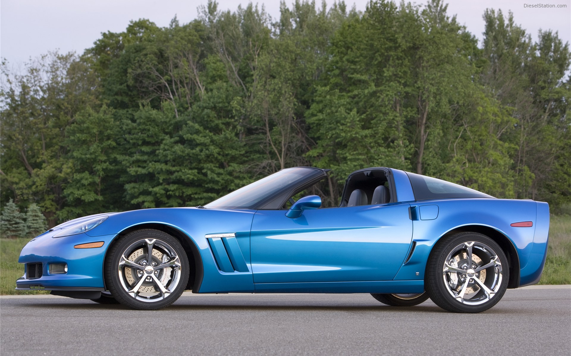 Chevrolet Corvette Grand Sport 2011