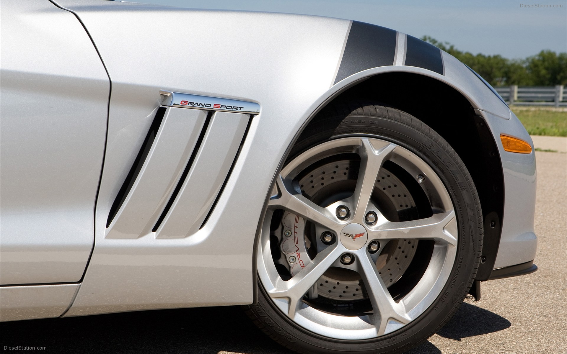 Chevrolet Corvette Grand Sport 2011