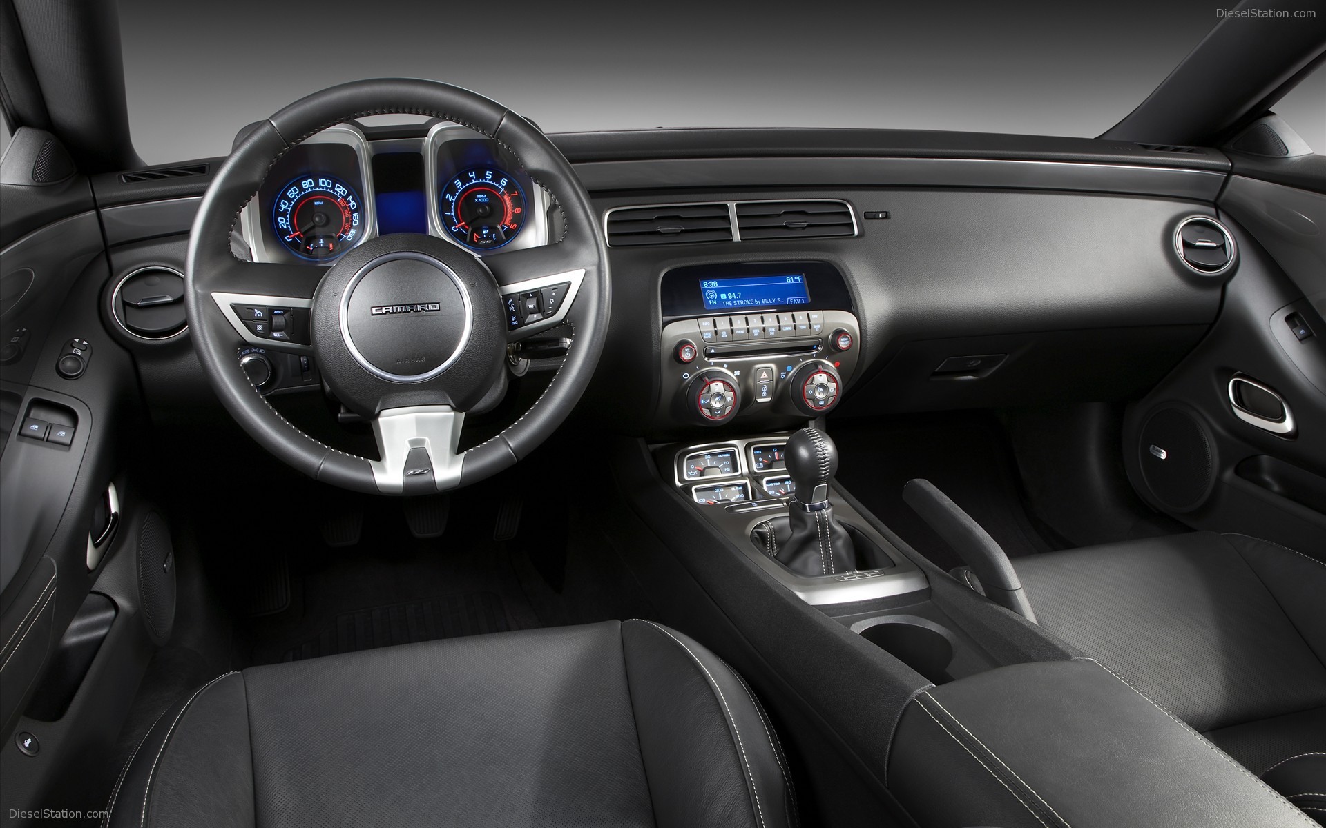More Pics : 2010 Chevrolet Camaro SS