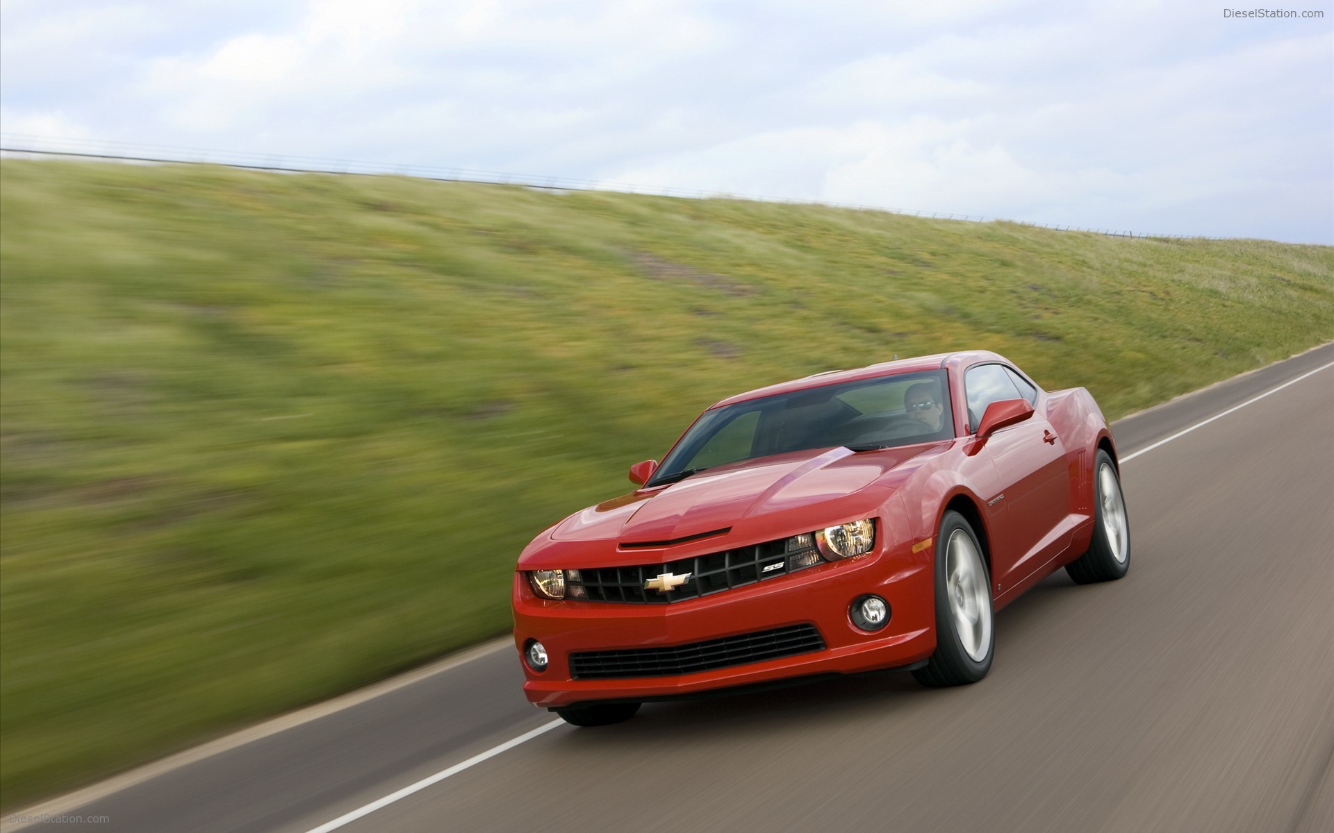 More Pics : 2010 Chevrolet Camaro SS