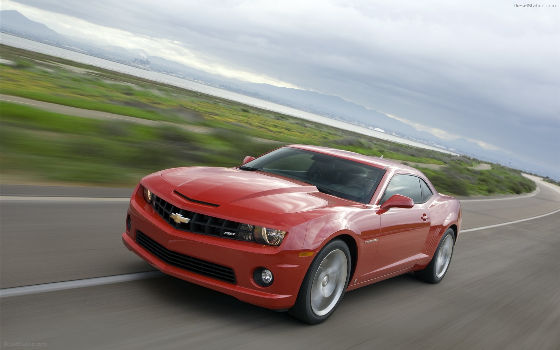 More Pics : 2010 Chevrolet Camaro SS