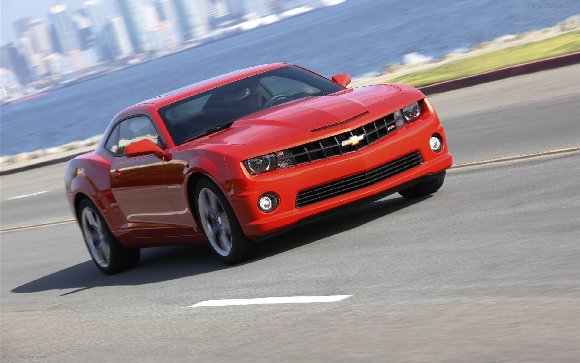 More Pics : 2010 Chevrolet Camaro SS