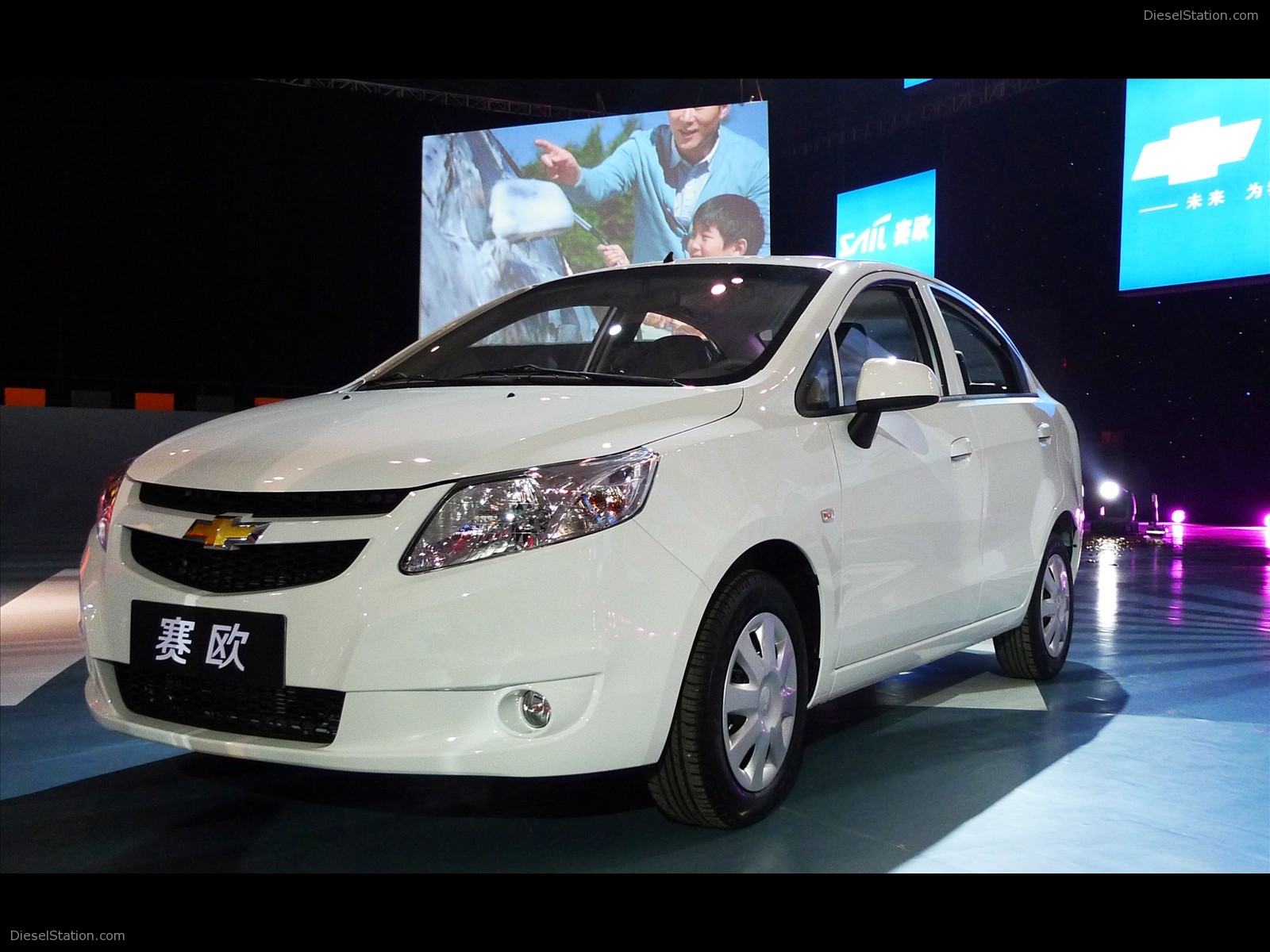 Chevrolet New Sail Sedan 2011