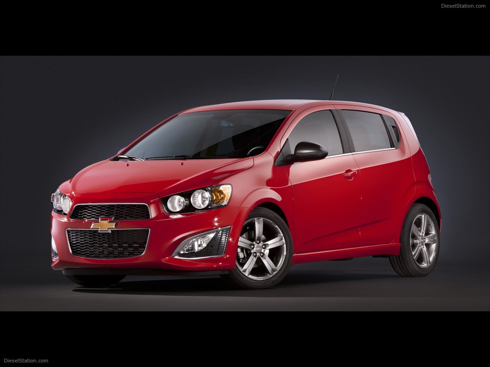 Chevrolet Sonic RS 2013