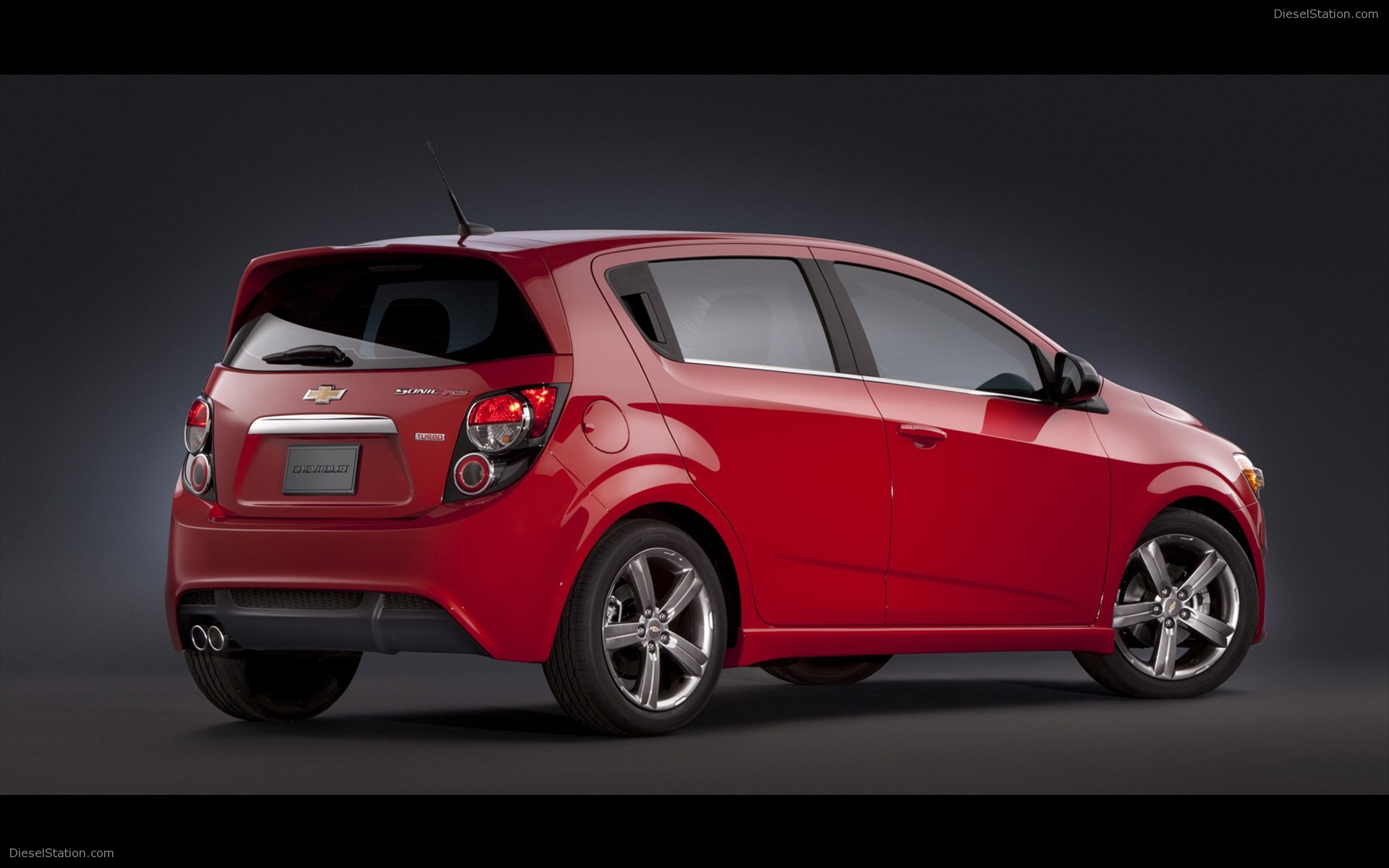 Chevrolet Sonic RS 2013