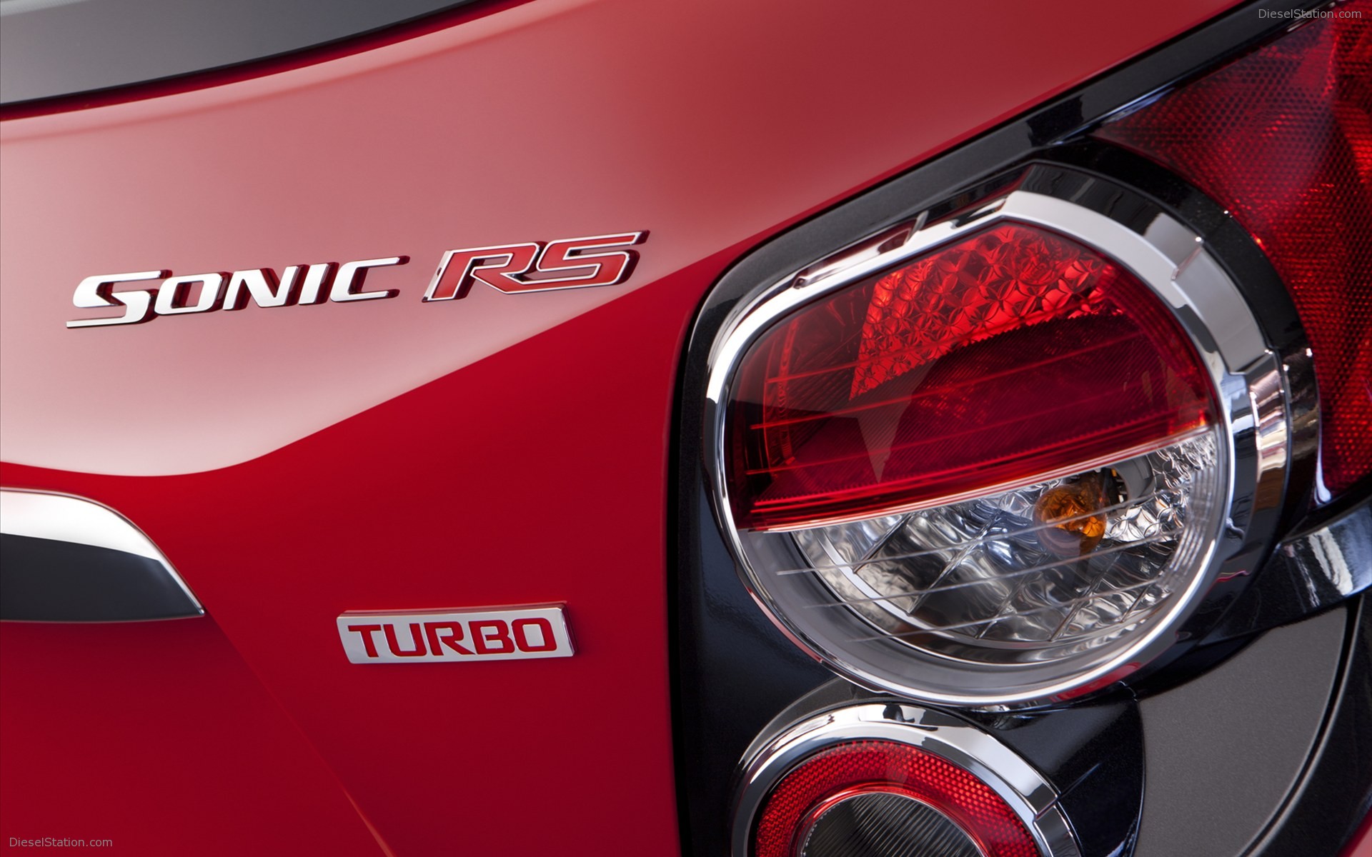 Chevrolet Sonic RS 2013