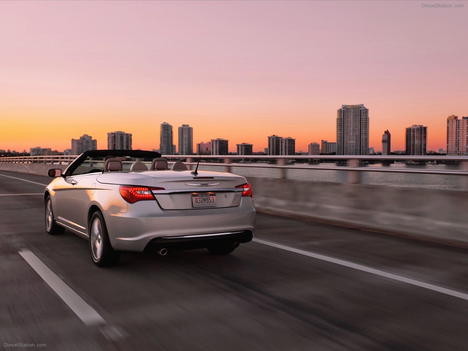 Chrysler 200 Convertible 2011
