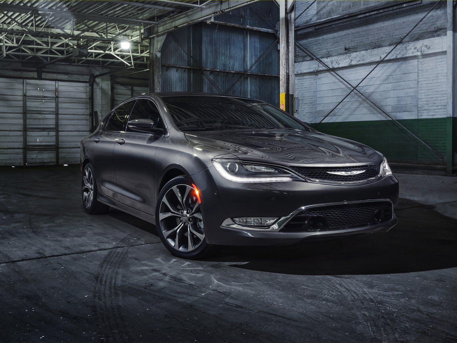 Chrysler 200 Sedan 2015