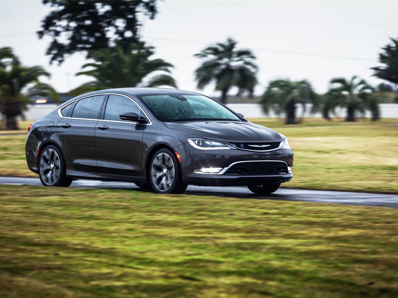 Chrysler 200 Sedan 2015