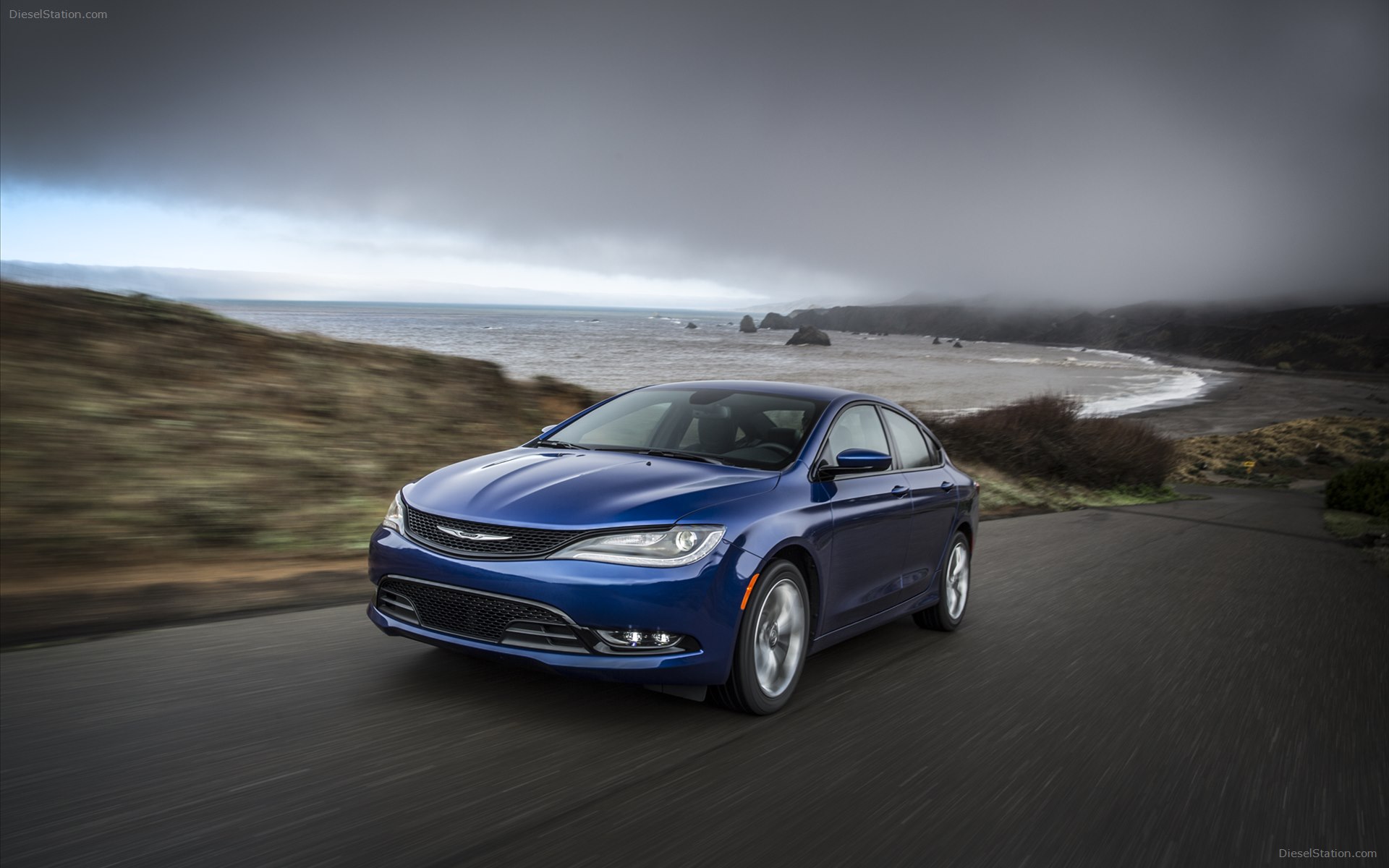 Chrysler 200 Sedan 2015