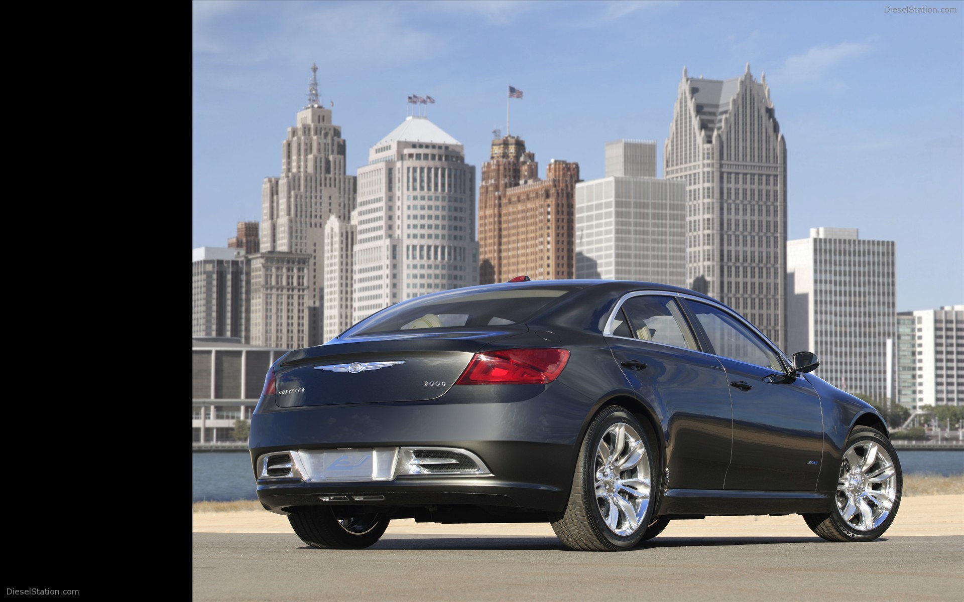Chrysler 200C EV Concept