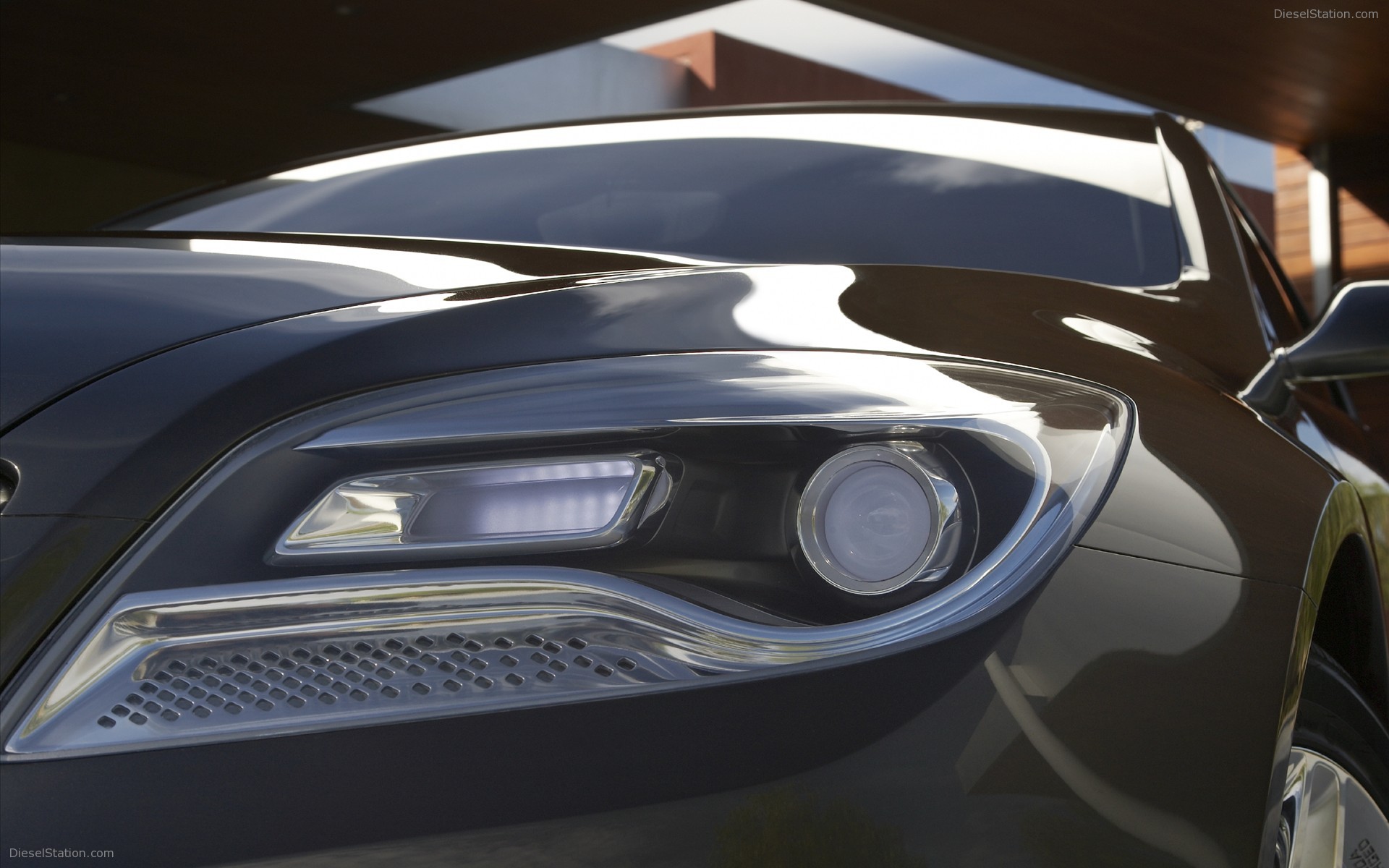 Chrysler 200C EV Concept