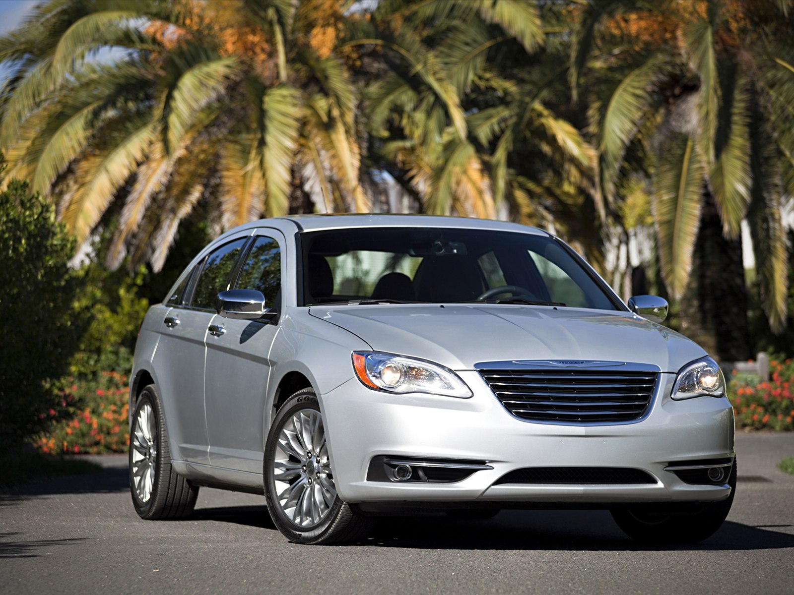 Chrysler 200 Sedan 2014