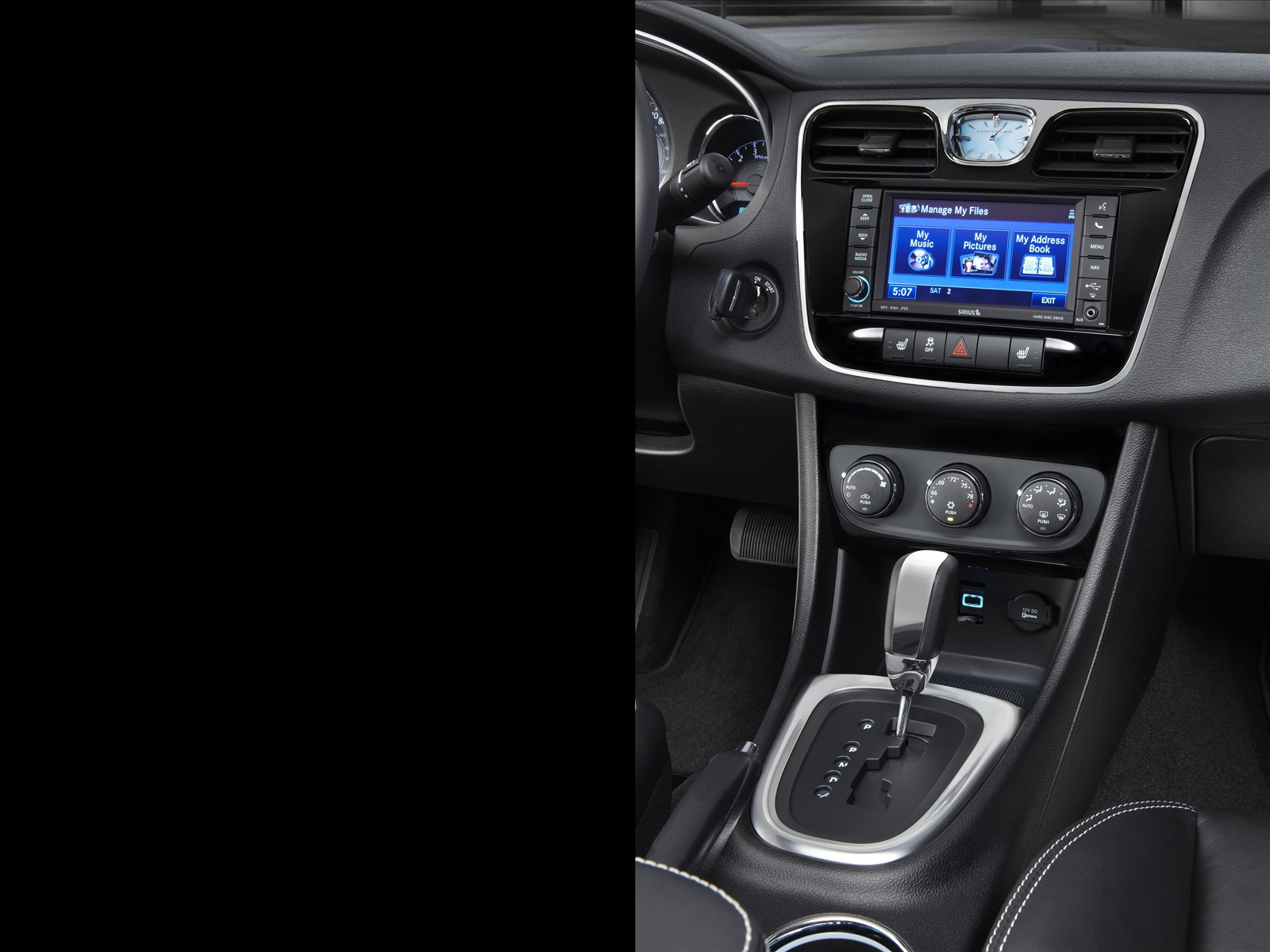 Chrysler 200 Sedan 2014