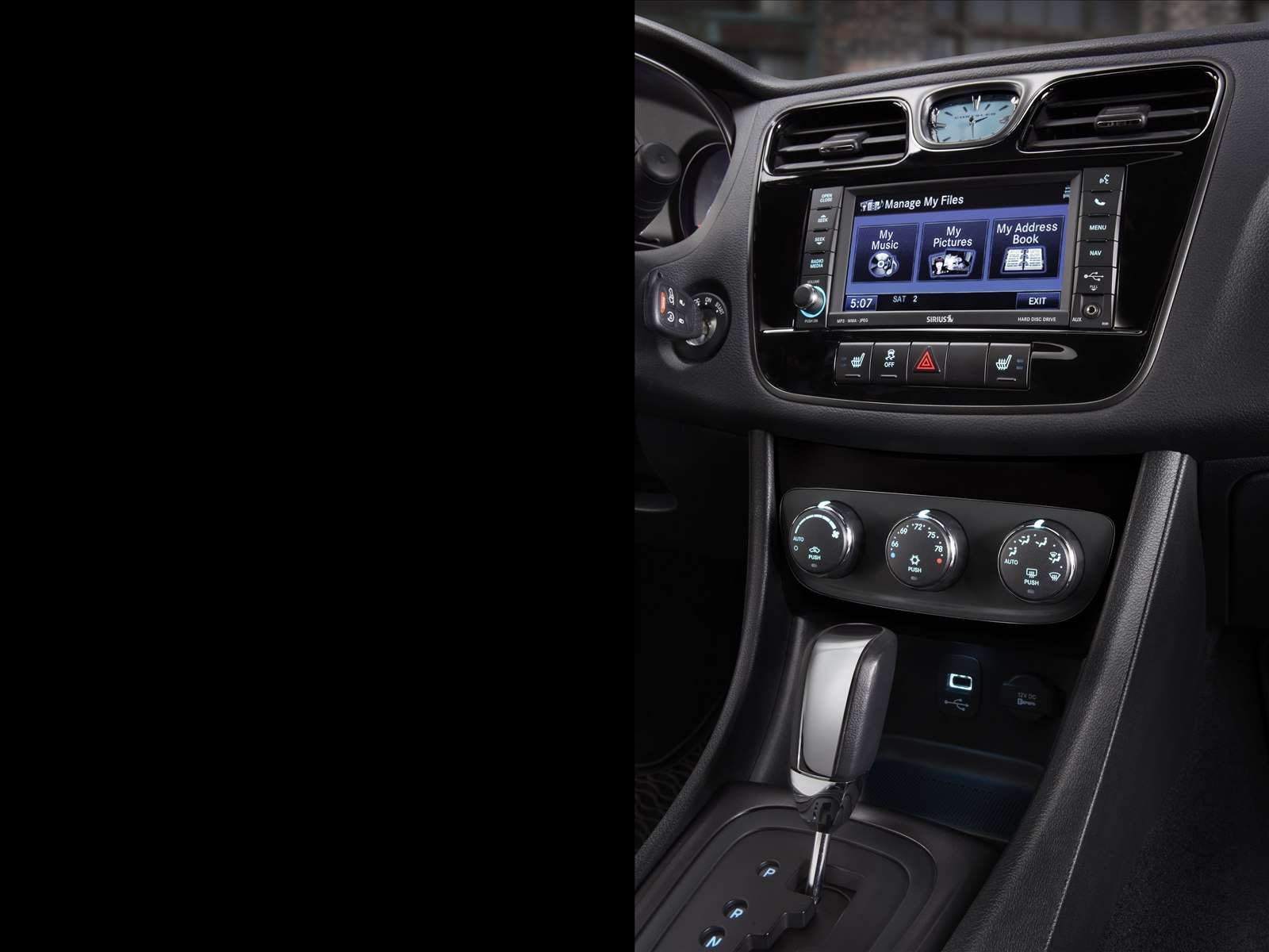 Chrysler 200 Sedan 2014