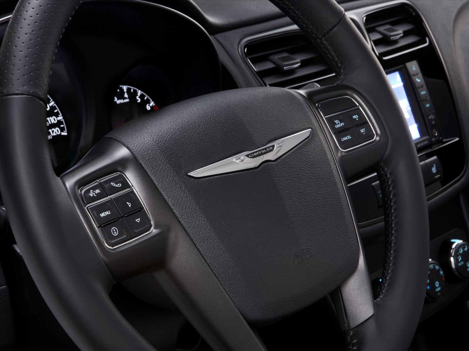 Chrysler 200 Sedan 2014