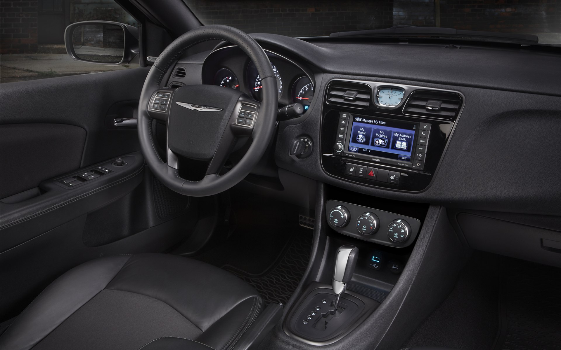 Chrysler 200 Sedan 2014
