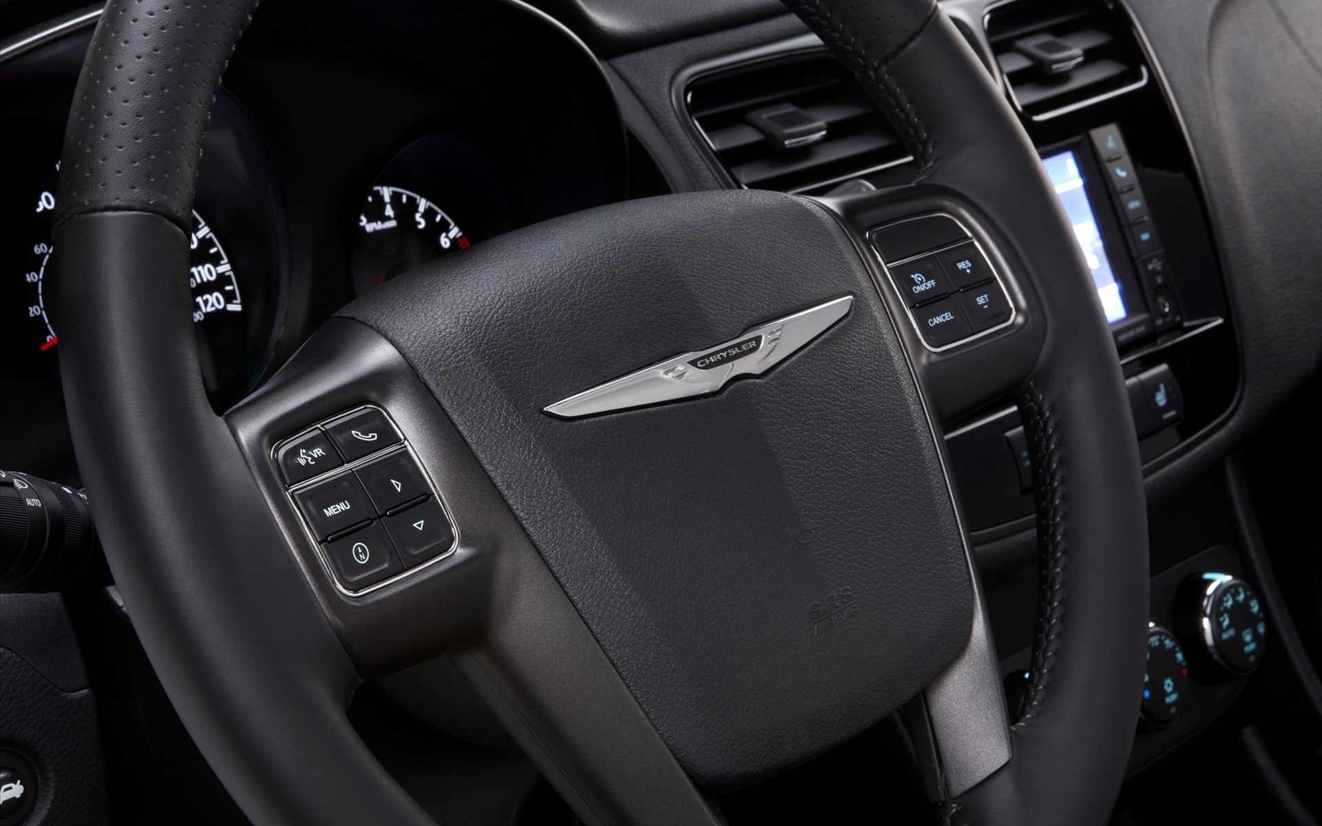 Chrysler 200 Sedan 2014