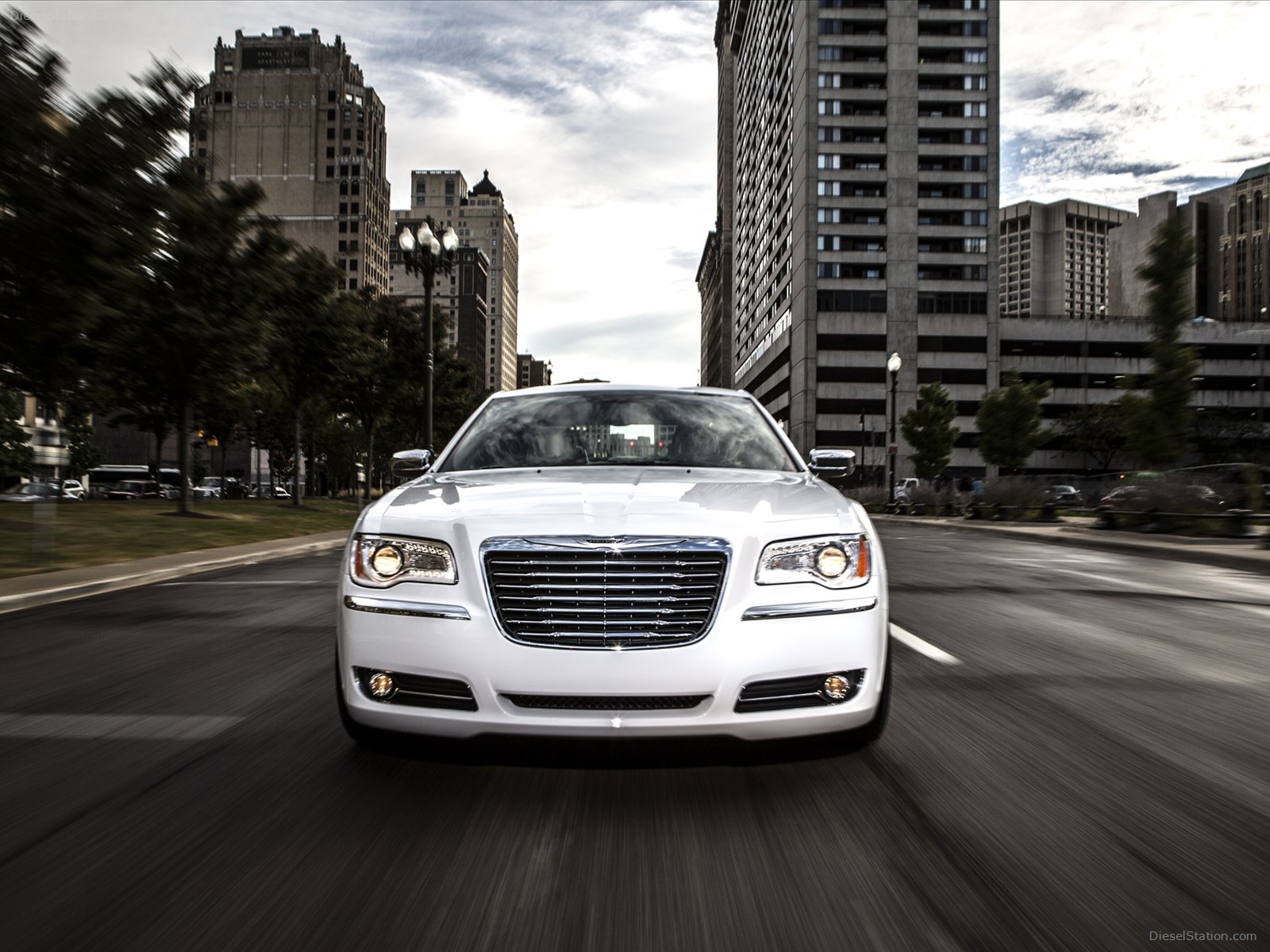 Chrysler 300 Motown Edition 2013
