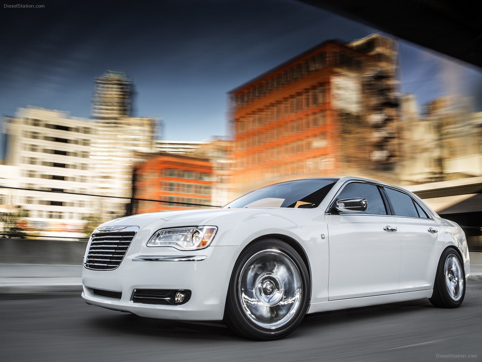 Chrysler 300 Motown Edition 2013