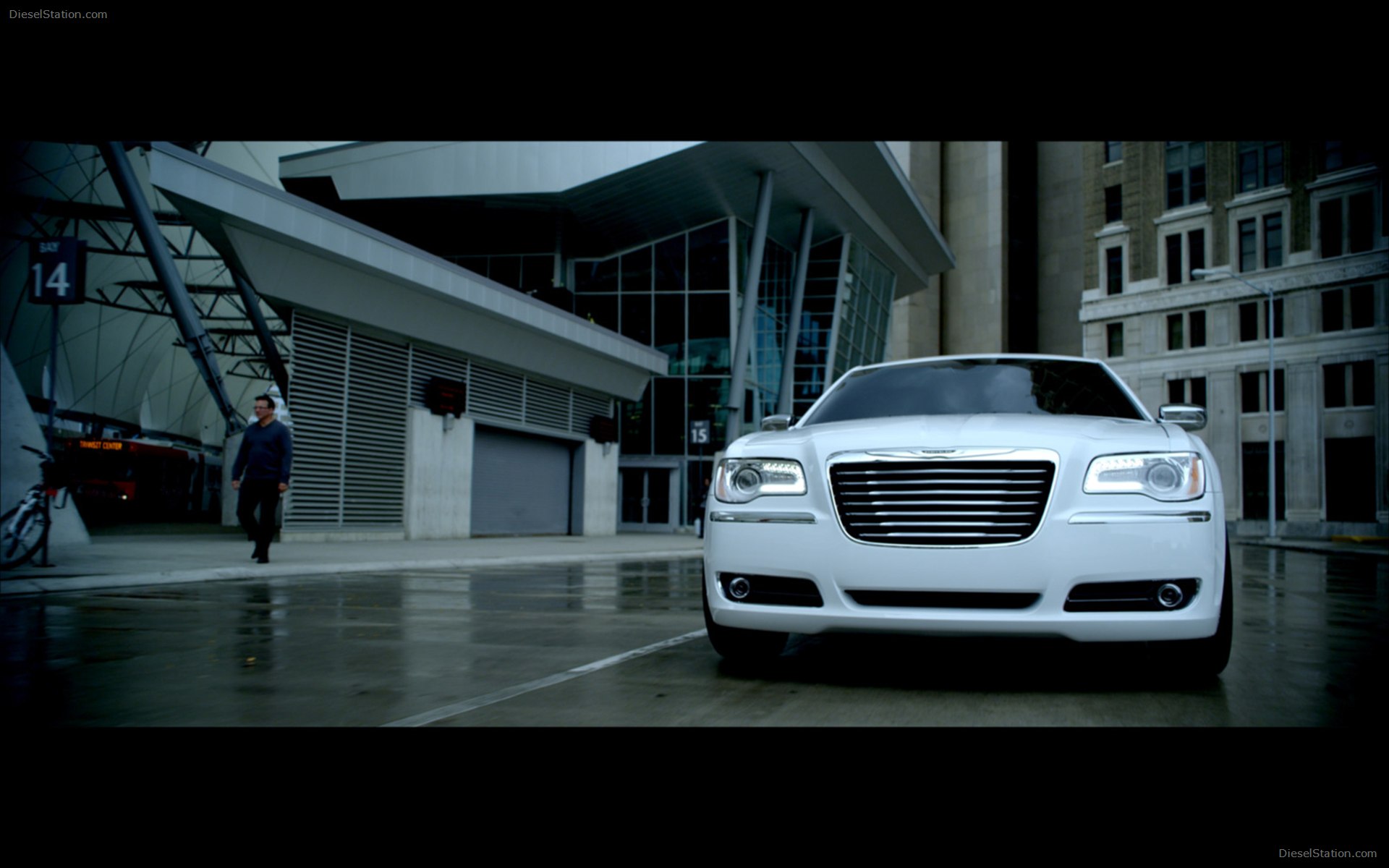 Chrysler 300 Motown Edition 2013