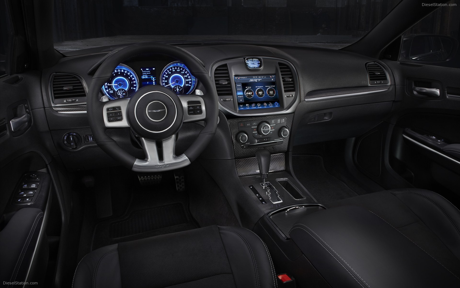 Chrysler 300 SRT8 2012