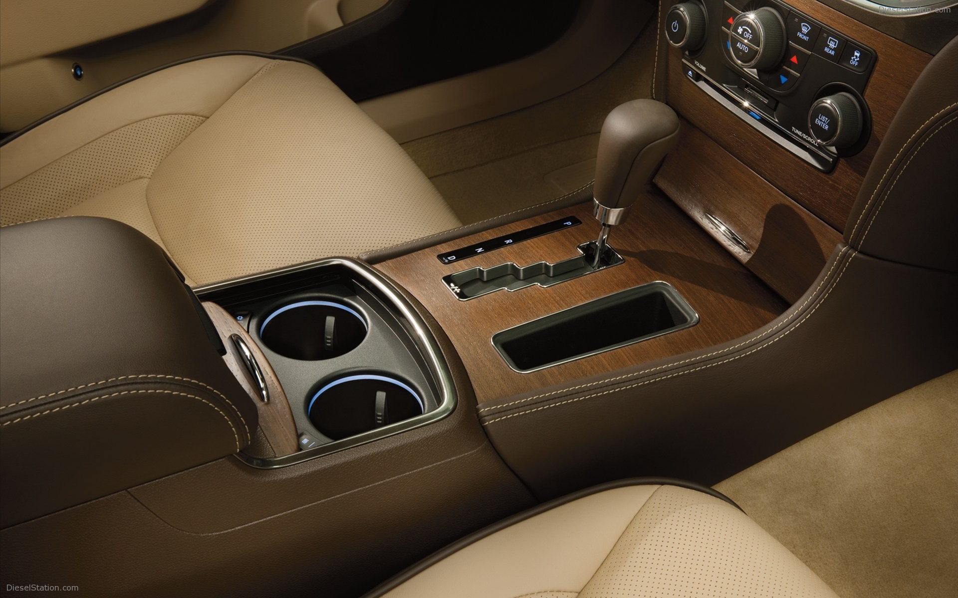 Chrysler 300 SRT8 2012