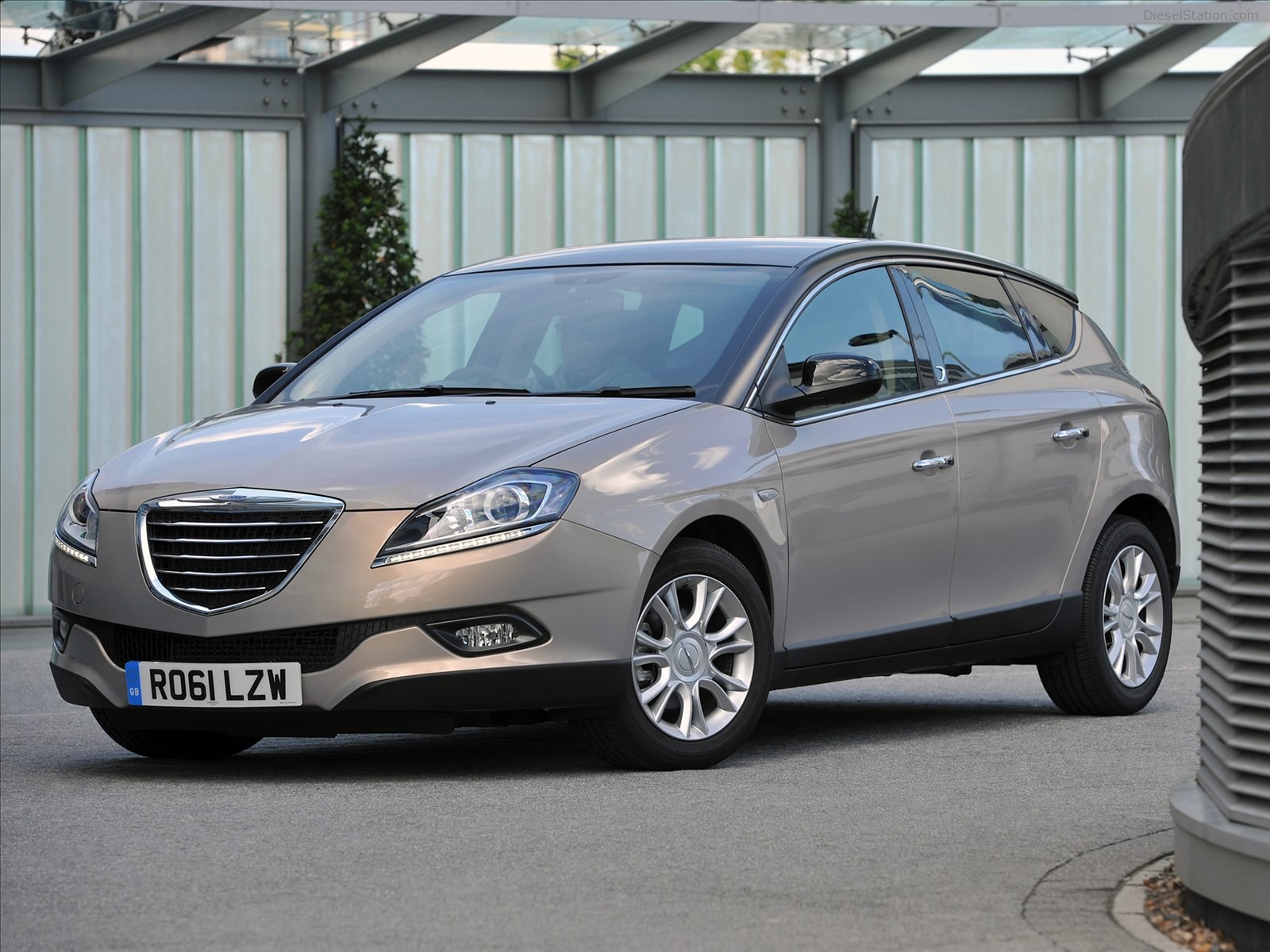 Chrysler Delta 2012