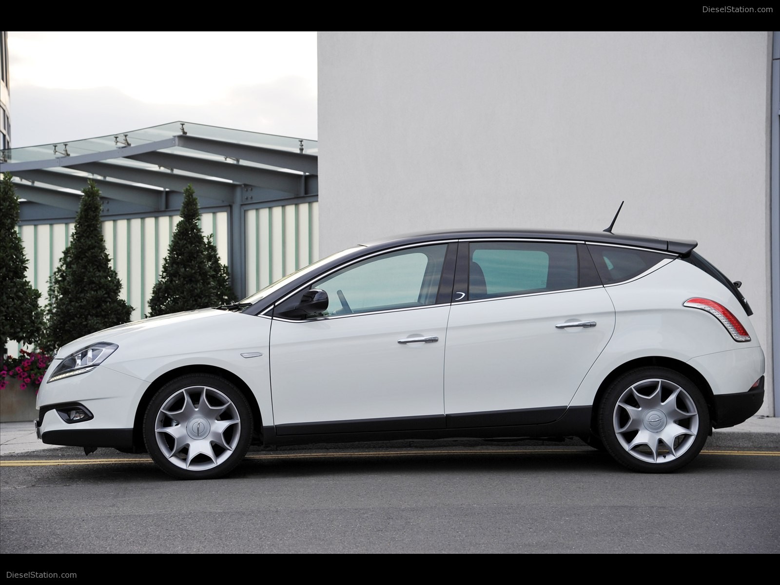 Chrysler Delta 2012