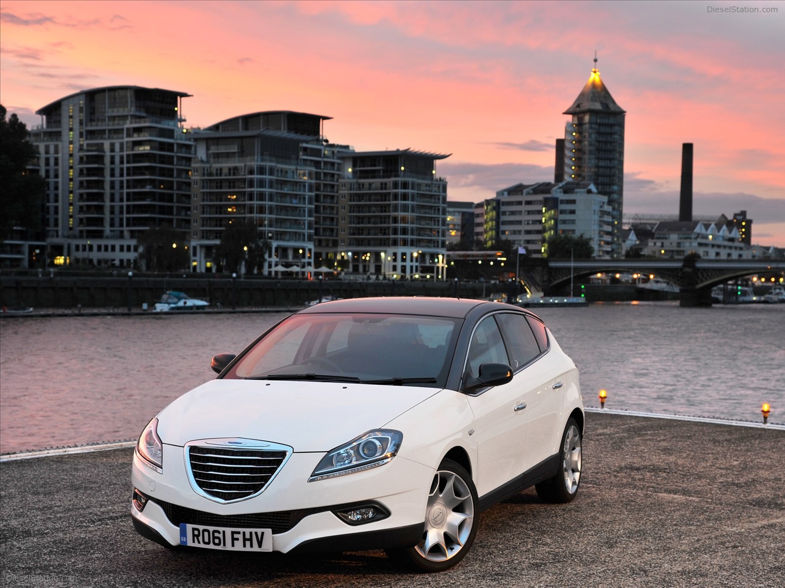 Chrysler Delta 2012
