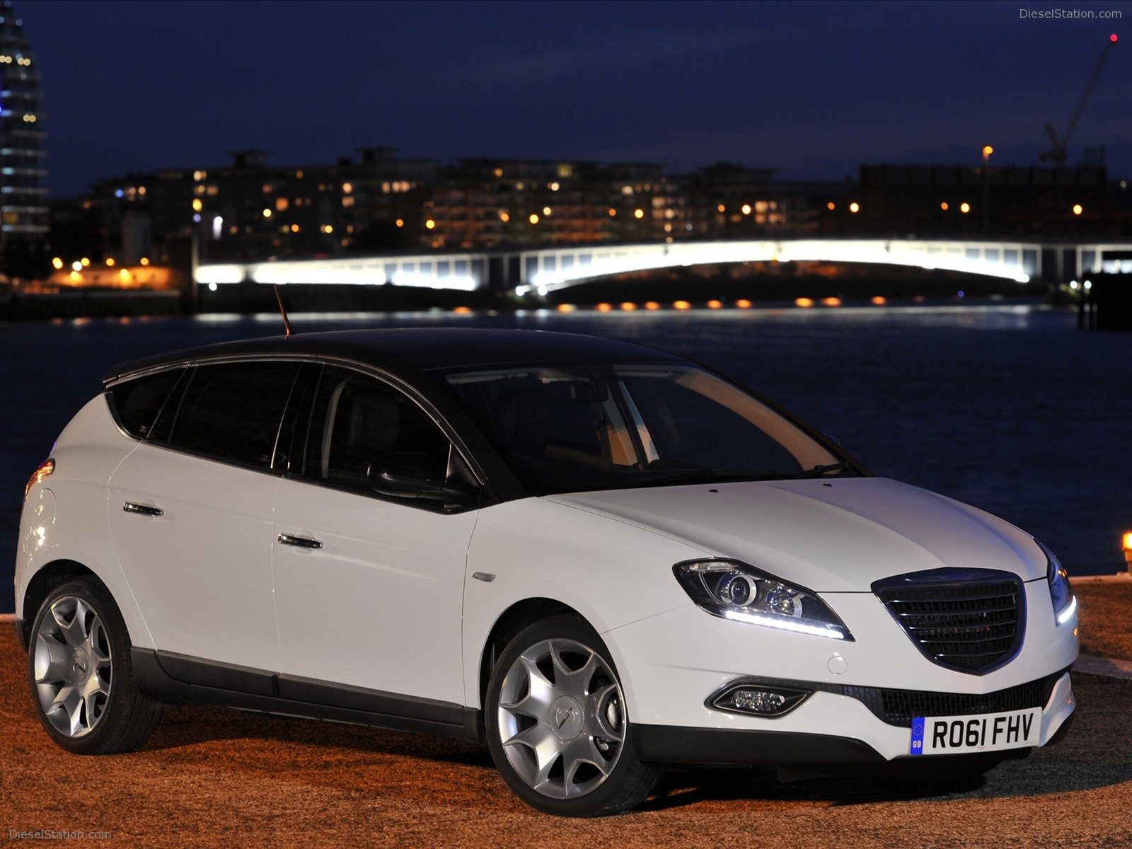 Chrysler Delta 2012