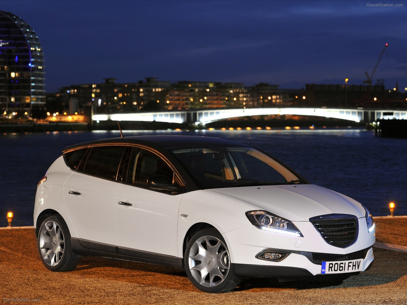 Chrysler Delta 2012
