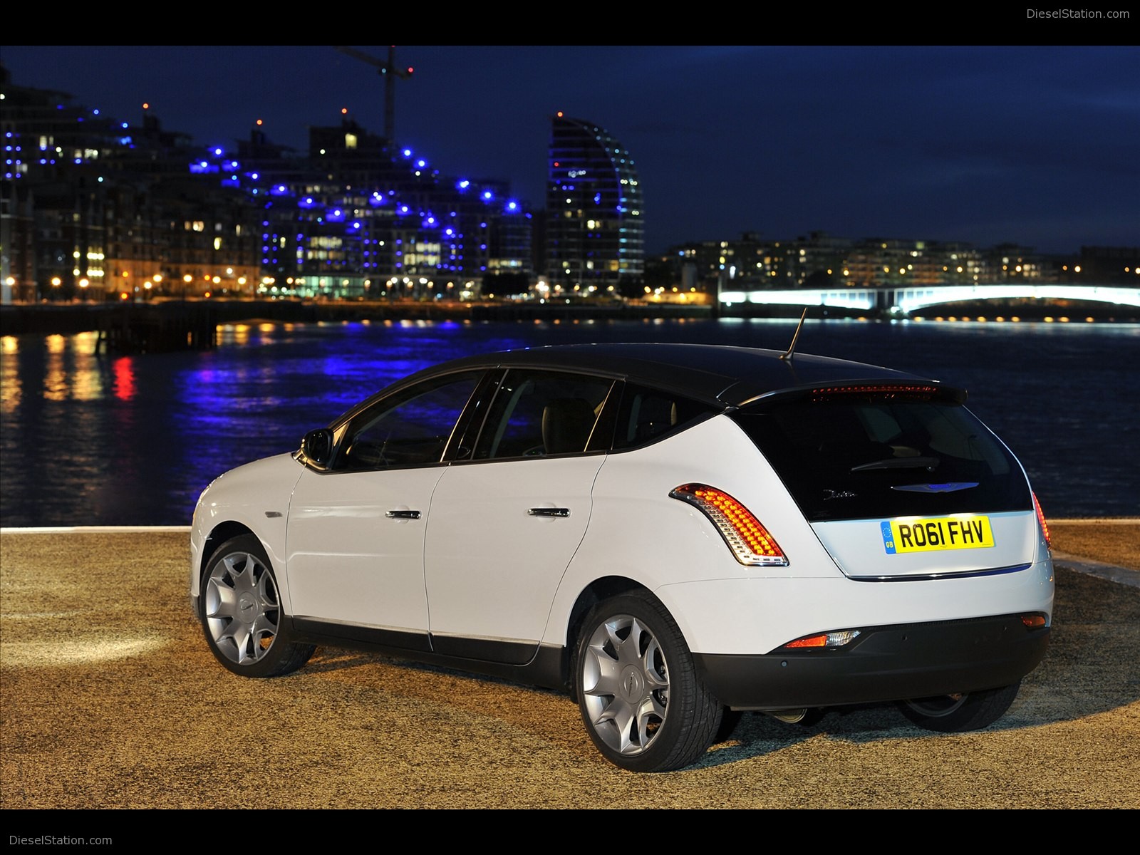 Chrysler Delta 2012
