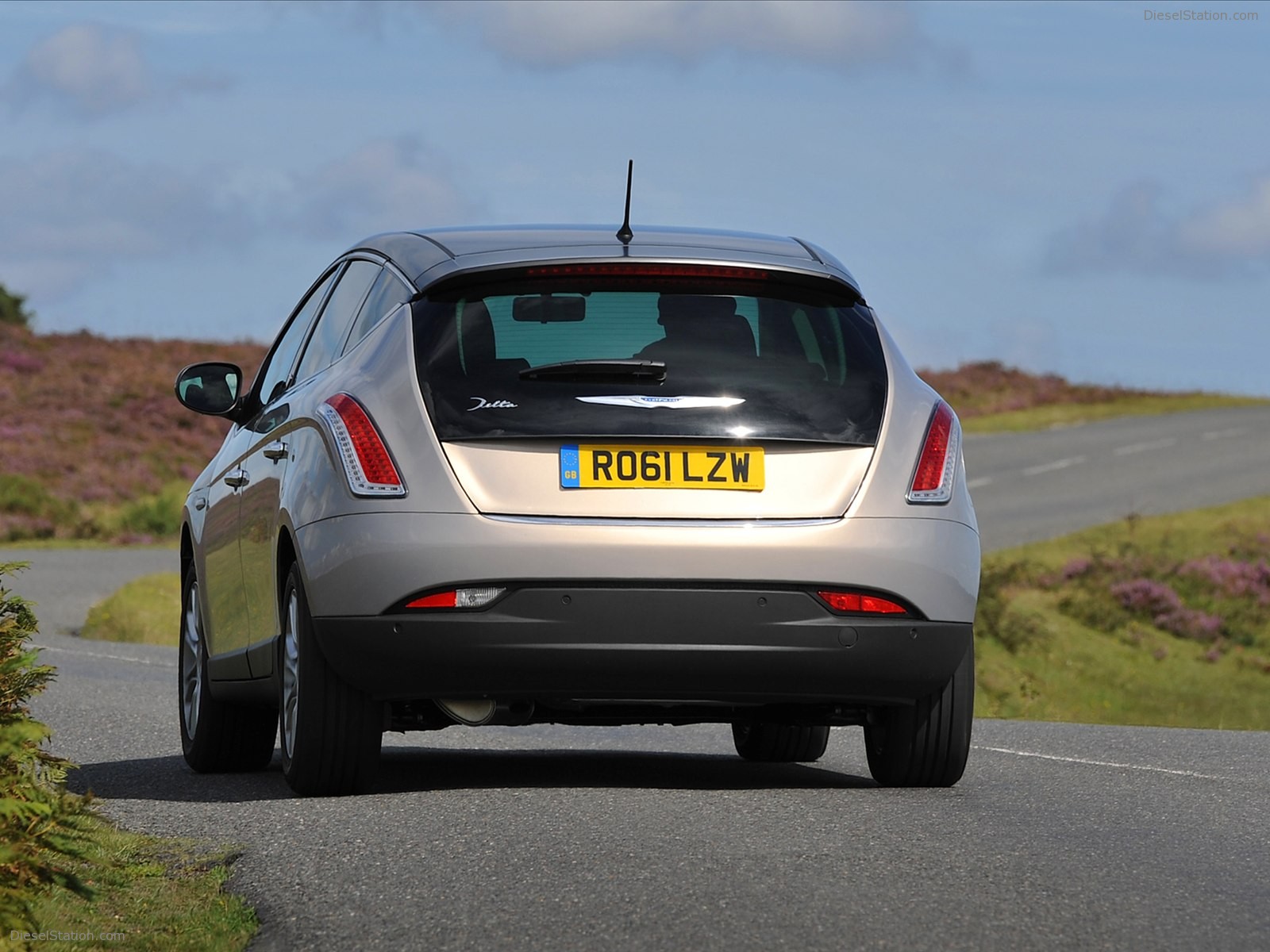 Chrysler Delta 2012