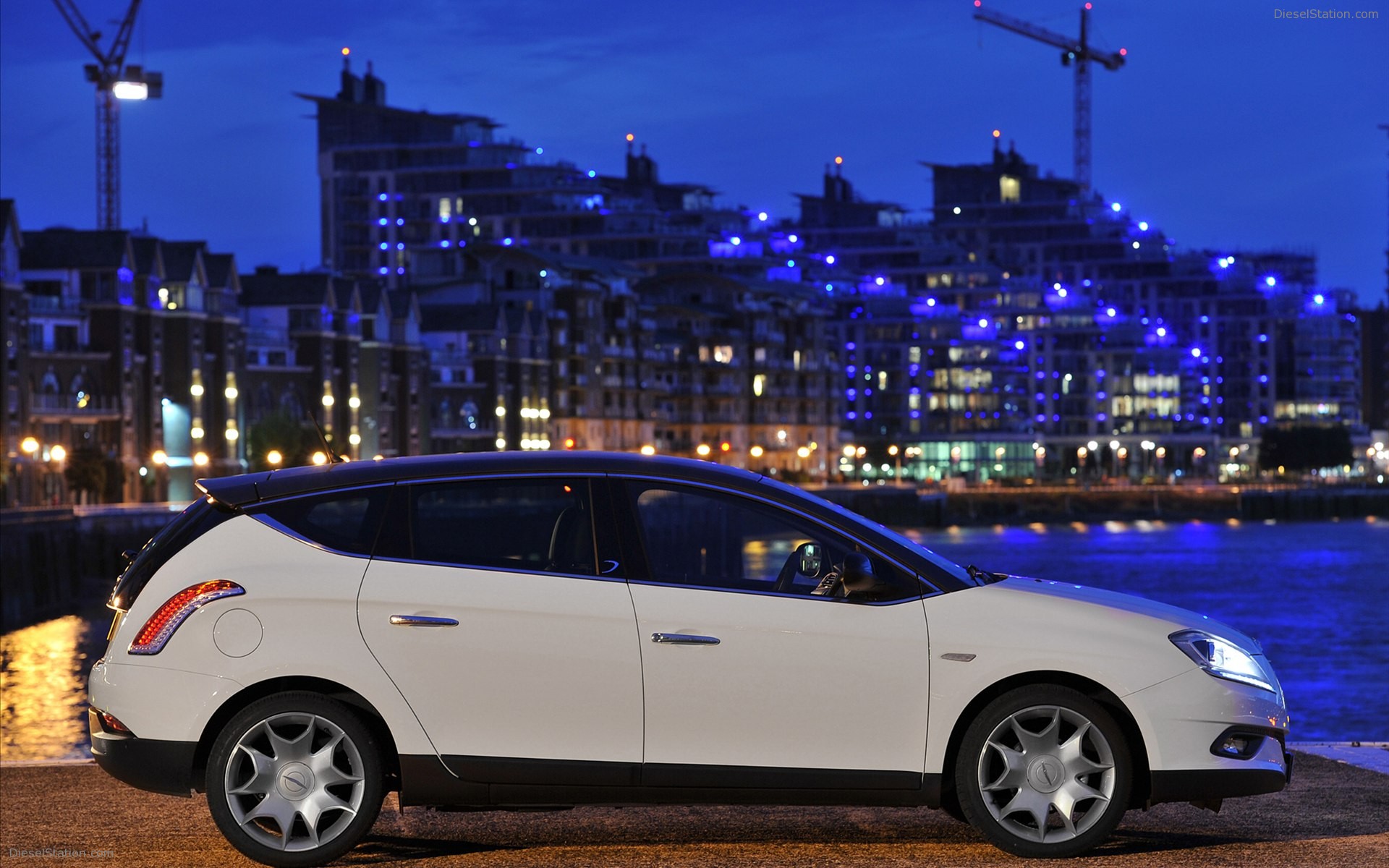 Chrysler Delta 2012