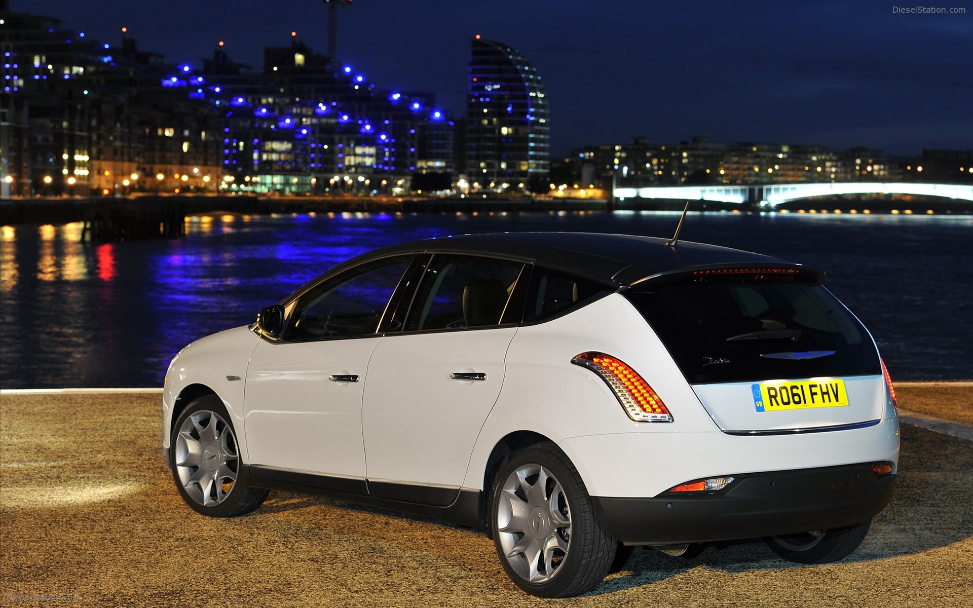 Chrysler Delta 2012