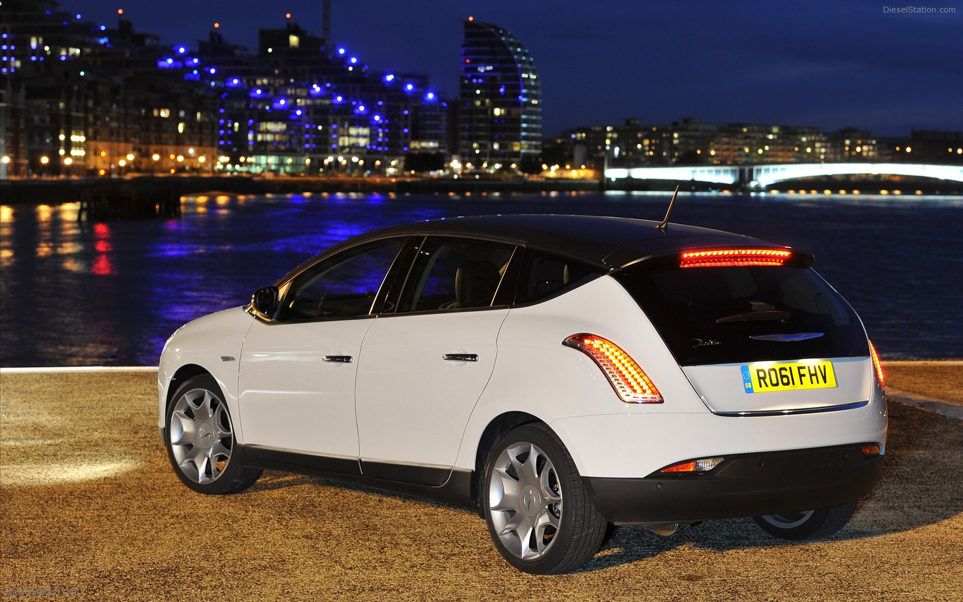 Chrysler Delta 2012